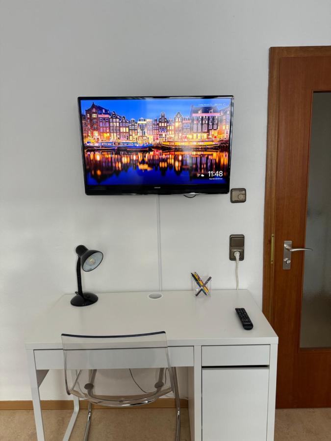 Schoenes, Friedliches Zimmer Διαμέρισμα Aψβούργη Εξωτερικό φωτογραφία